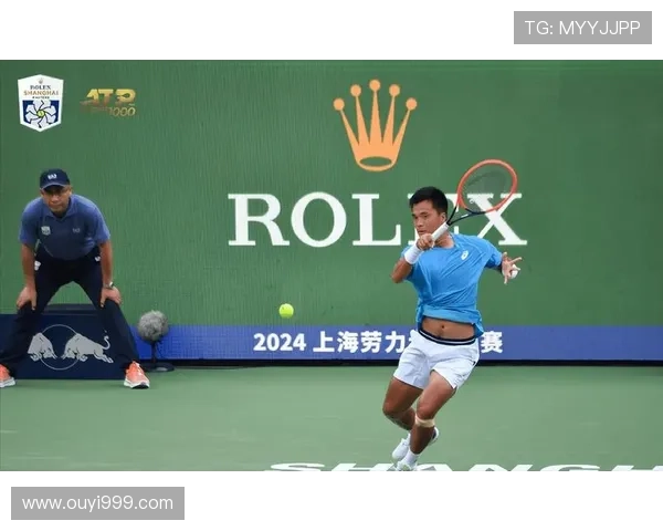 世界网球名将纷纷出战秋季赛季 新老力量对决引发热议 世界网球名将纷纷出战秋季赛季 新老力量对决引发热议