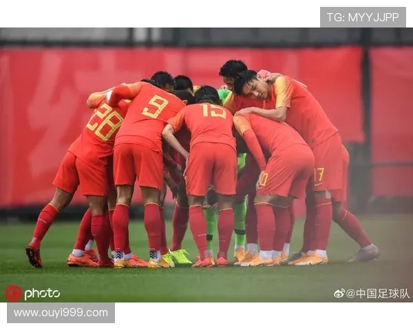 国足热身赛再现亮点年轻球员崭露头角为世界杯预选赛注入新动力 国足热身赛再现亮点年轻球员崭露头角为世界杯预选赛注入新动力