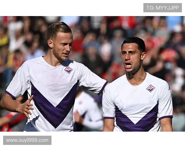 佛罗伦萨俱乐部的辉煌历程与复兴之路探秘意大利紫百合的荣耀与梦想 佛罗伦萨俱乐部的辉煌历程与复兴之路探秘意大利紫百合的荣耀与梦想