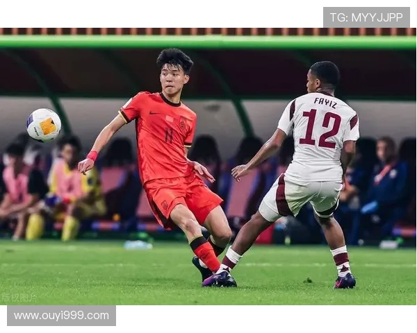 国足逆转取胜燃爆全场年轻球员闪耀绿茵展现中国足球新希望 国足逆转取胜燃爆全场年轻球员闪耀绿茵展现中国足球新希望