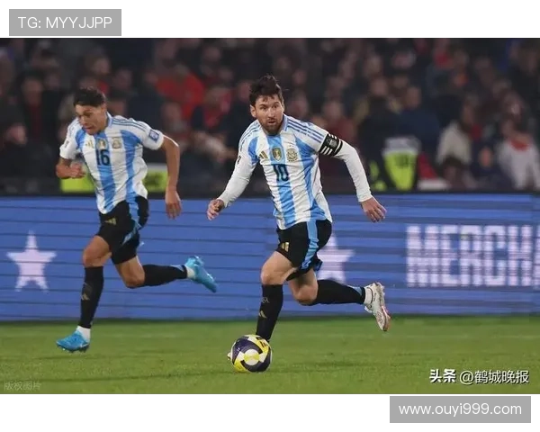 梅西归来引爆足坛热议 国际足联杯赛迎来新一轮精彩对决 梅西归来引爆足坛热议 国际足联杯赛迎来新一轮精彩对决