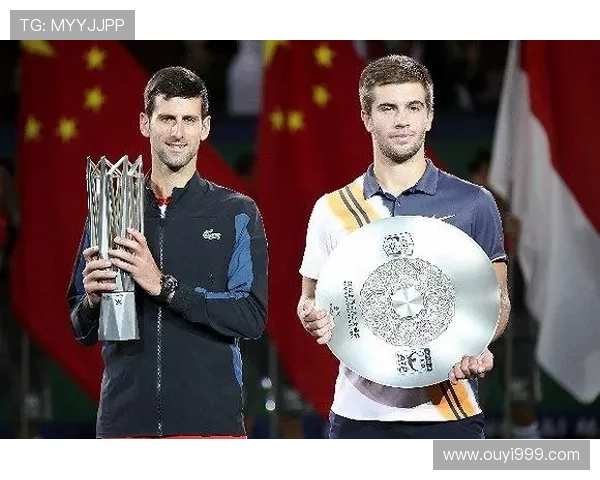 网球大师赛激战正酣 世界顶尖选手纷纷亮相争夺桂冠