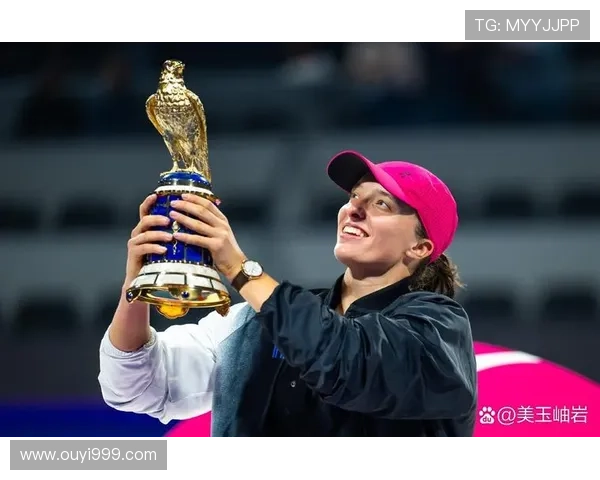 网球赛季高潮来临 世界顶级选手争夺年度总冠军宝座